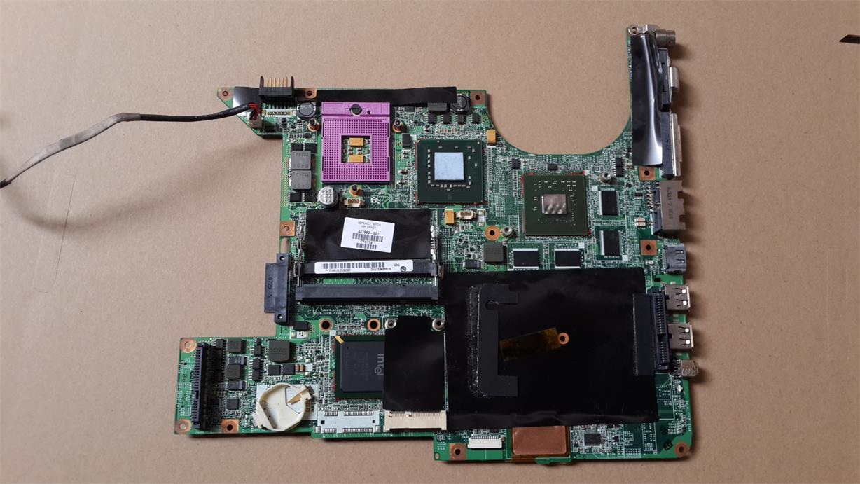 HP Pavilion DV9000 Series Motherboard 461068-001 DA0AT5MB8E0