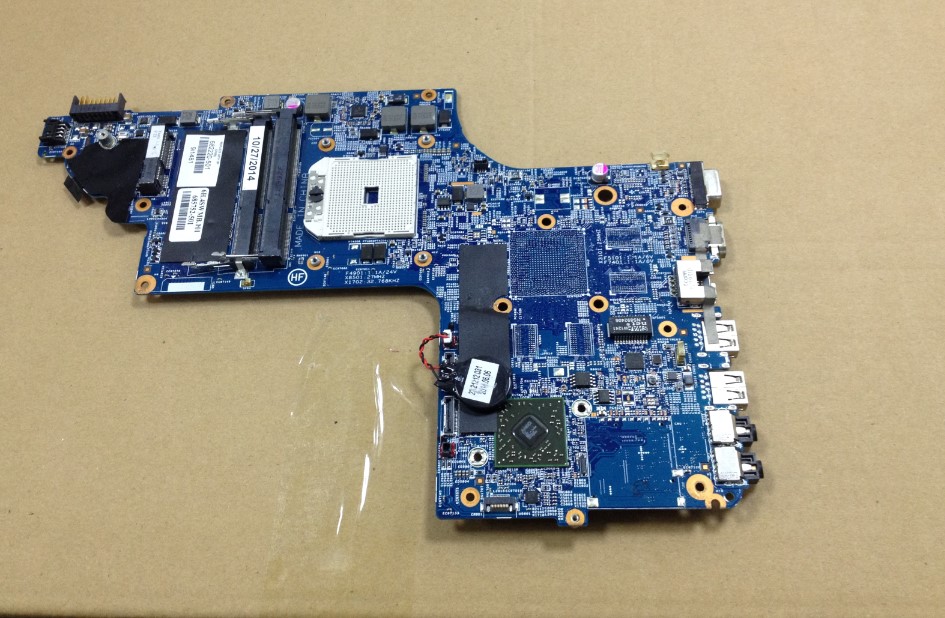 HP DV7 DV7-7000 Series AMD Motherboard 682220-001