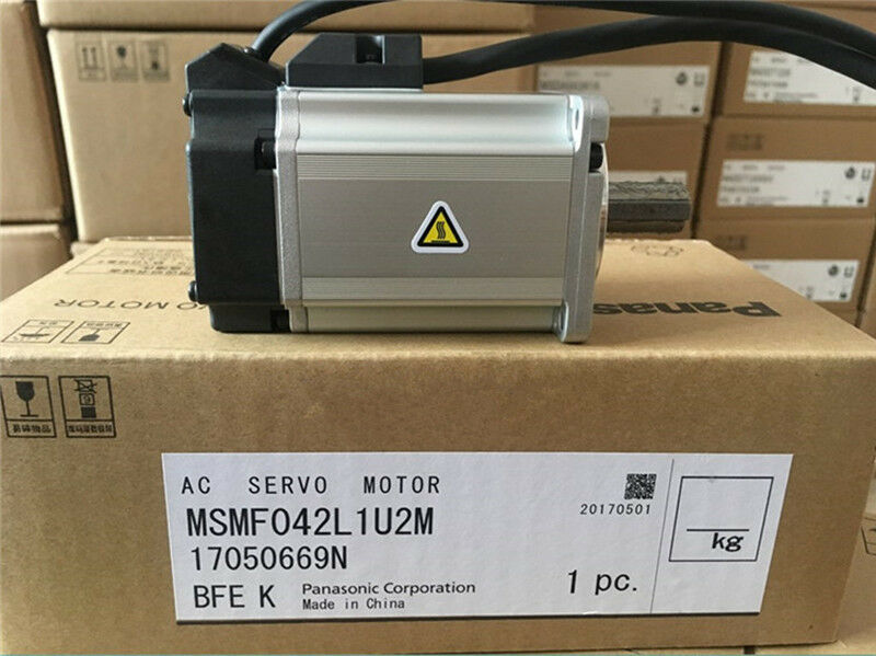 MSMF042L1U2M AC Servo motor 60mm 400w 3000rpm 1.27Nm