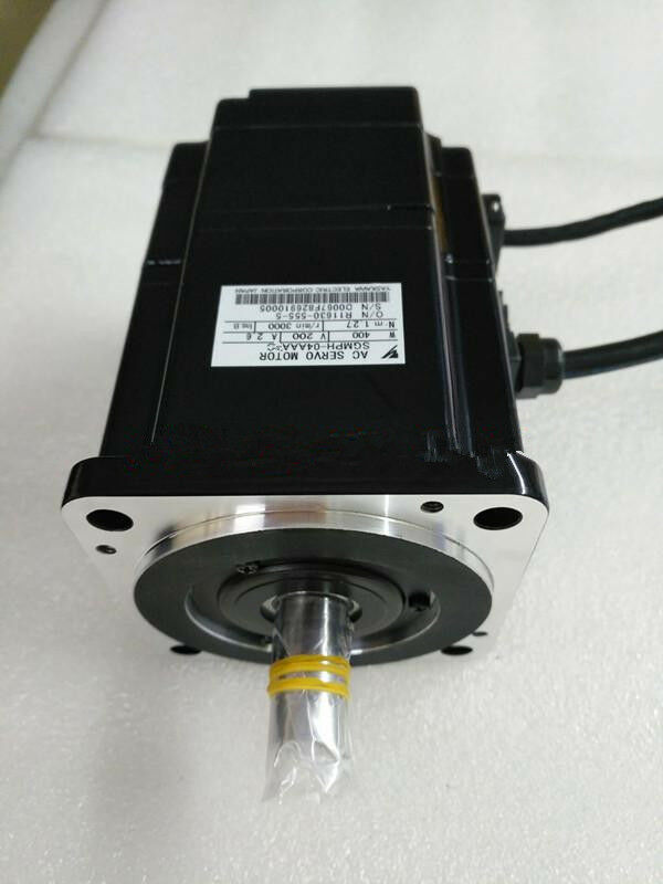 YASKAWA AC SERVO MOTOR SGMPH-01AAA6C SGMPH01AAA6C NEW EXPEDITED SHIPPIN