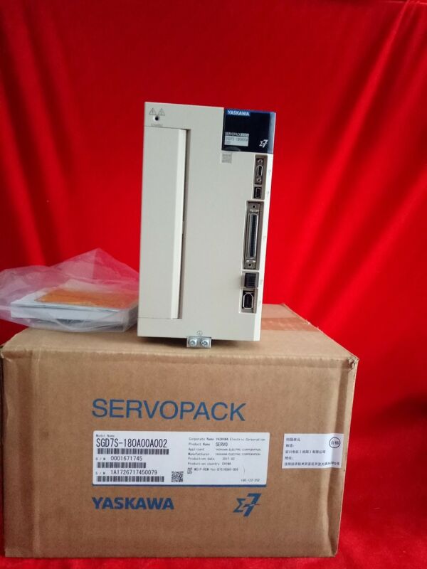 YASKAWA AC SERVO DRIVER SGD7S-180A00A002 NEW ORIGINAL EXPEDITED SHIPPING