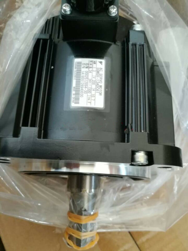 YASKAWA AC SERVO MOTOR SGMGV-13A3C6C NEW ORIGINAL EXPEDITED SHIPPING