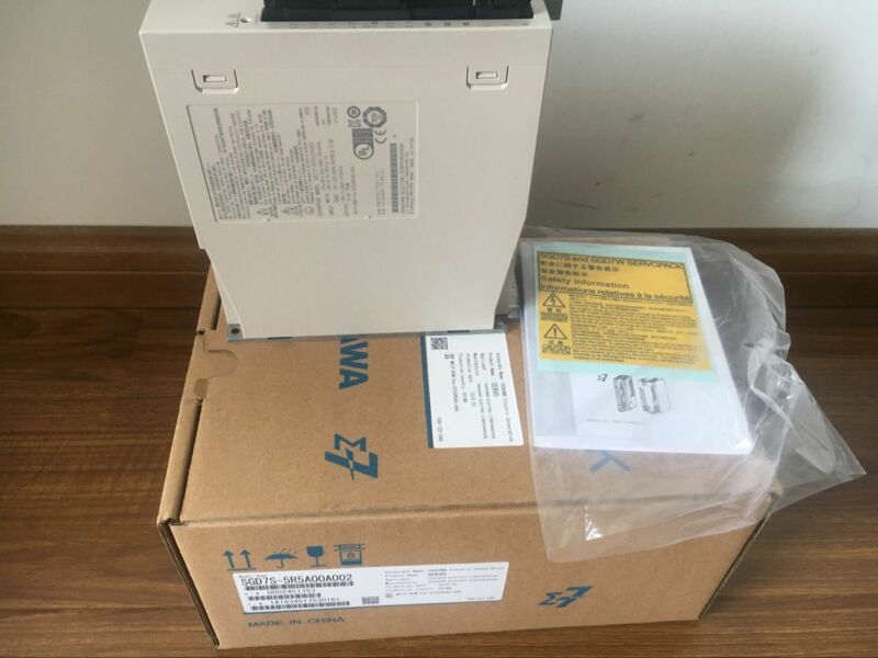 NEW YASKAWA AC SERVO DRIVER SGD7S-5R5A00A002 EXPEDITED SHIPPING