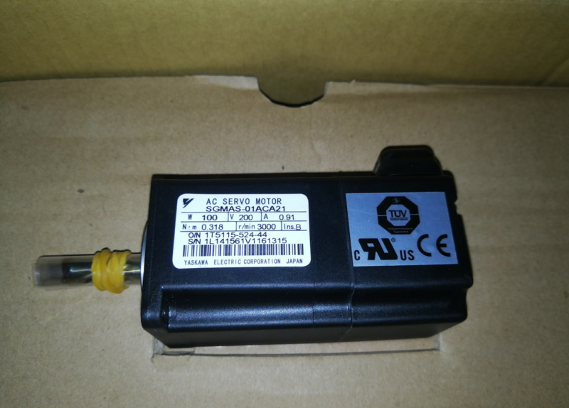 1PC YASKAWA AC SERVO MOTOR SGMAS-01ACA21 NEW ORIGINAL EXPEDITED SHIPPING