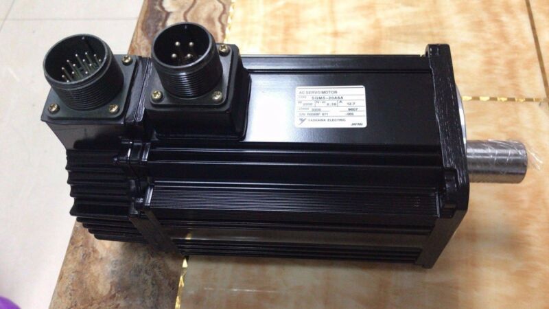 SGMS20A6A NEW YASKAWA AC SERVO MOTOR SGMS-20A6A EXPEDITED SHIPPING