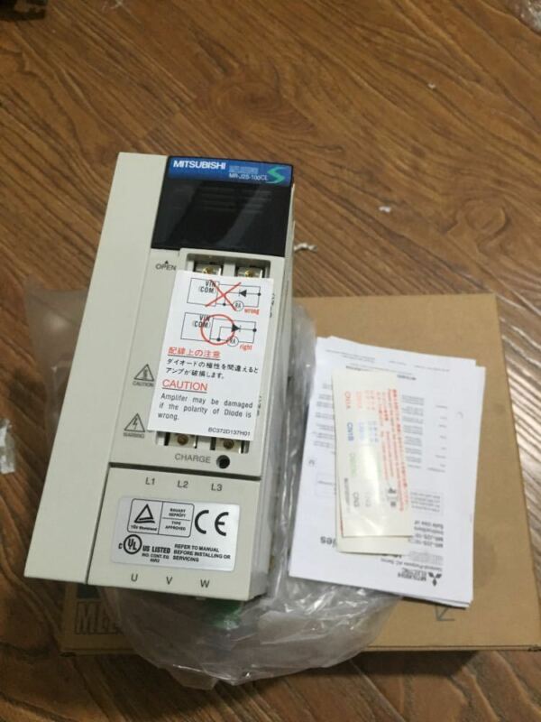 NEW ORIGINAL MITSUBISHI AC SERVO DRIVER MR-J2S-100CL EXPEDITED SHIP