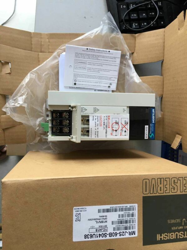 1PC MITSUBISHI AC SERVO DRIVER MR-J2S-70B-EE085 NEW ORIGINAL