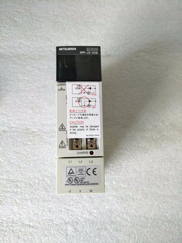 NEW ORIGINAL MITSUBISHI AC SERVO DRIVER MR-J2-20B EXPEDITED Shipment