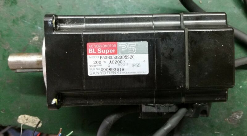 USED SANYO DENKI AC SERVO MOTOR P50B05020DXS20 EXPEDITED SHIPPING