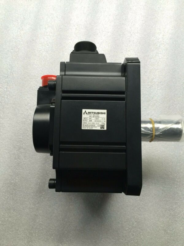 MITSUBISHI AC SERVO MOTOR HC-SFS202 NEW ORIGINAL EXPEDITED SHIPPING