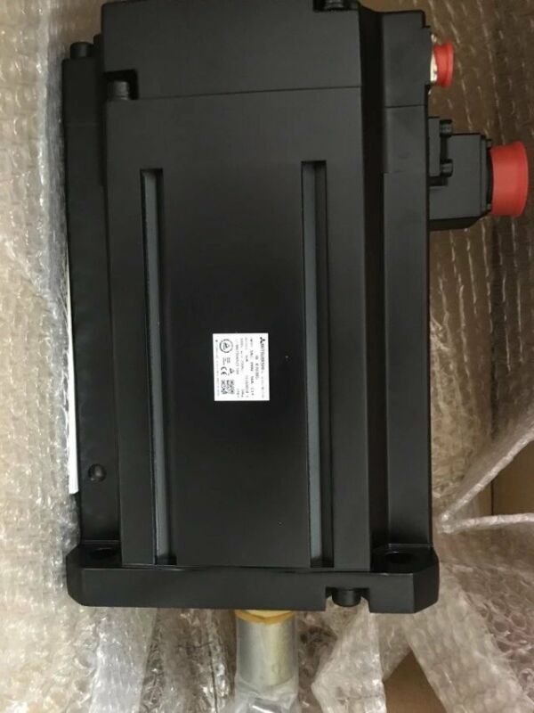 MITSUBISHI AC SERVO MOTOR HF-H703BS-A48 HF-H703BS NEW EXPEDITED SHIPPING