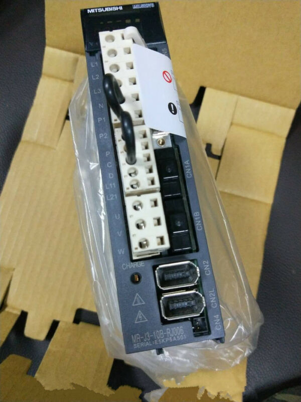 MITSUBISHI AC SERVO DRIVER MR-J3-10B-RJ006 NEW ORIGINAL EXPEDITED SHIPPING