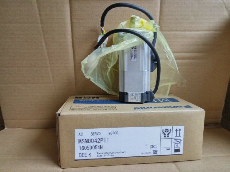 PANASONIC AC SERVO MOTOR MSMD042P1T NEW ORIGINAL EXPEDITED SHIPPING