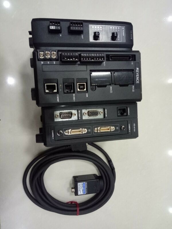 KEYENCE XG-8700 XG-h500C CA-CH3 Used and Tested 1Sets