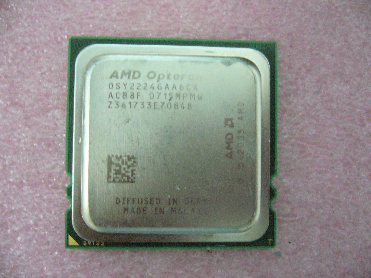 QTY 1x AMD Opteron 2224 SE 3.2 GHz Dual-Core (OSY2224GAA6CX) CPU Socket F 1207