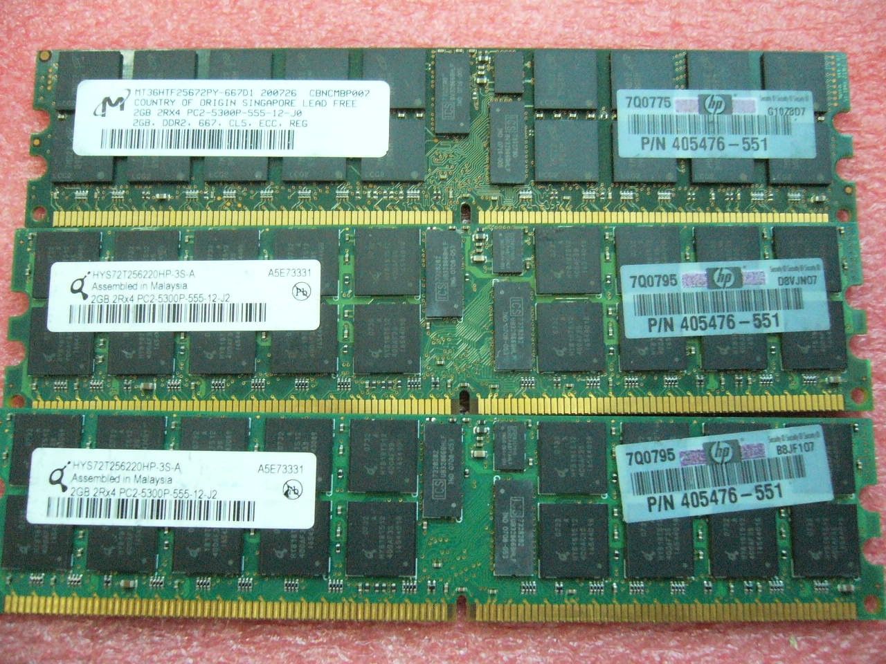 QTY 1x 2GB DDR2 PC2-5300P 2Rx4 ECC Registered Server memory HP PN 405476-551