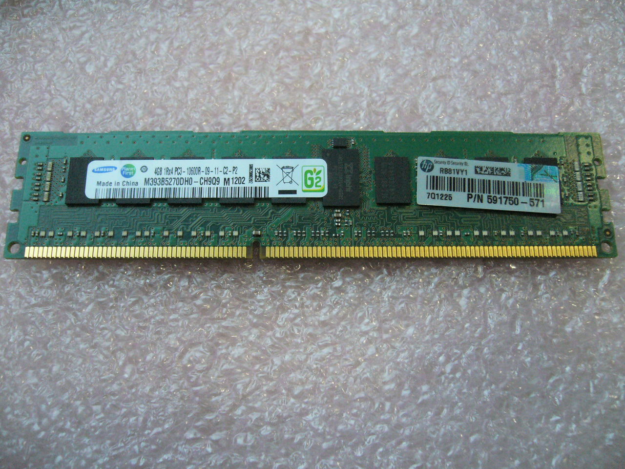 QTY 1x 4GB DDR3 1Rx4 PC3-10600R ECC Registered Server memory M393B5270DH0