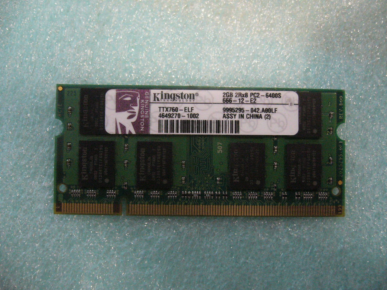 QTY 1x 2GB Kingston DDR2 PC2-6400S 200-pins SO-DIMM for laptop TTX760-ELF