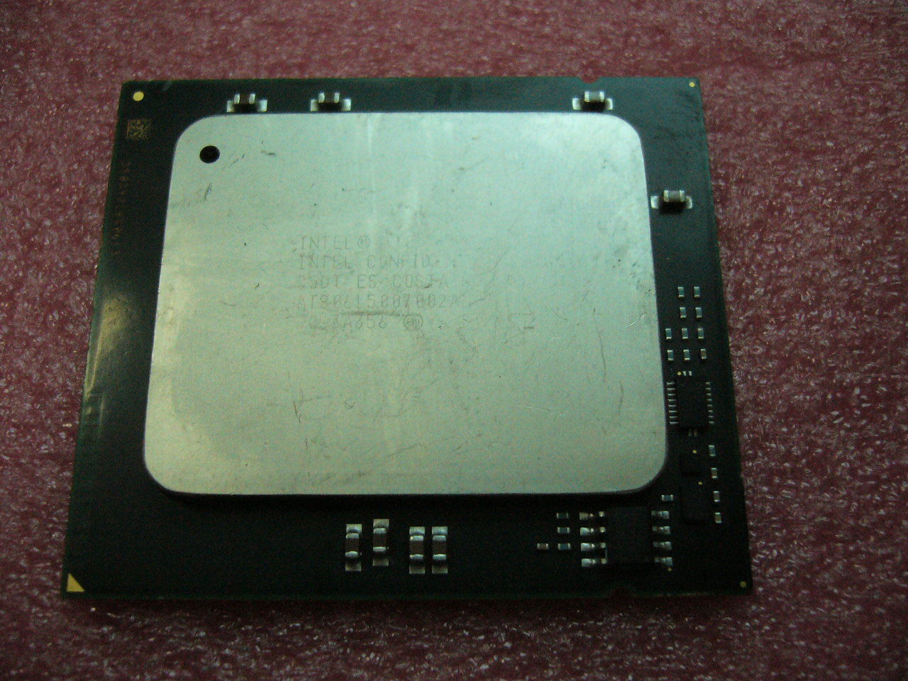 QTY 1x INTEL Ten-Cores ES CPU E7-8867L 2.13GHZ/30MB/6.4 LGA1567 AT80615007002AB