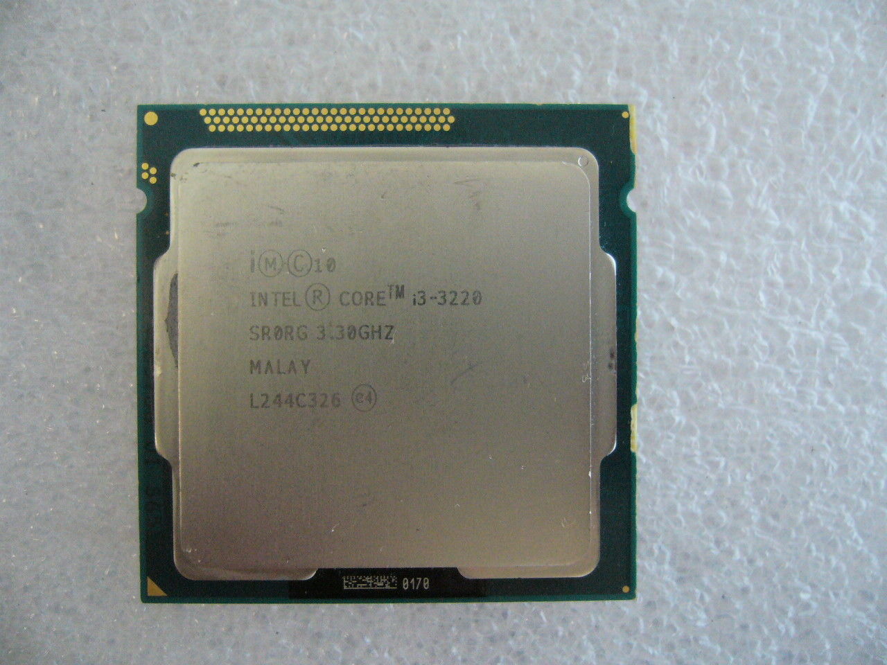 QTY 1x INTEL CPU i3-3220 3.30GHZ/3MB LGA1155 SR0RG NOT WORKING