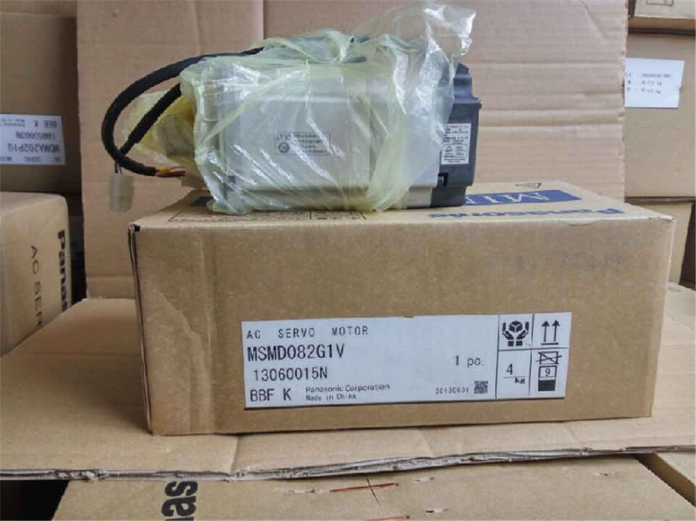 BRAND NEW PANASONIC AC servo motor MSMD082G1V in box