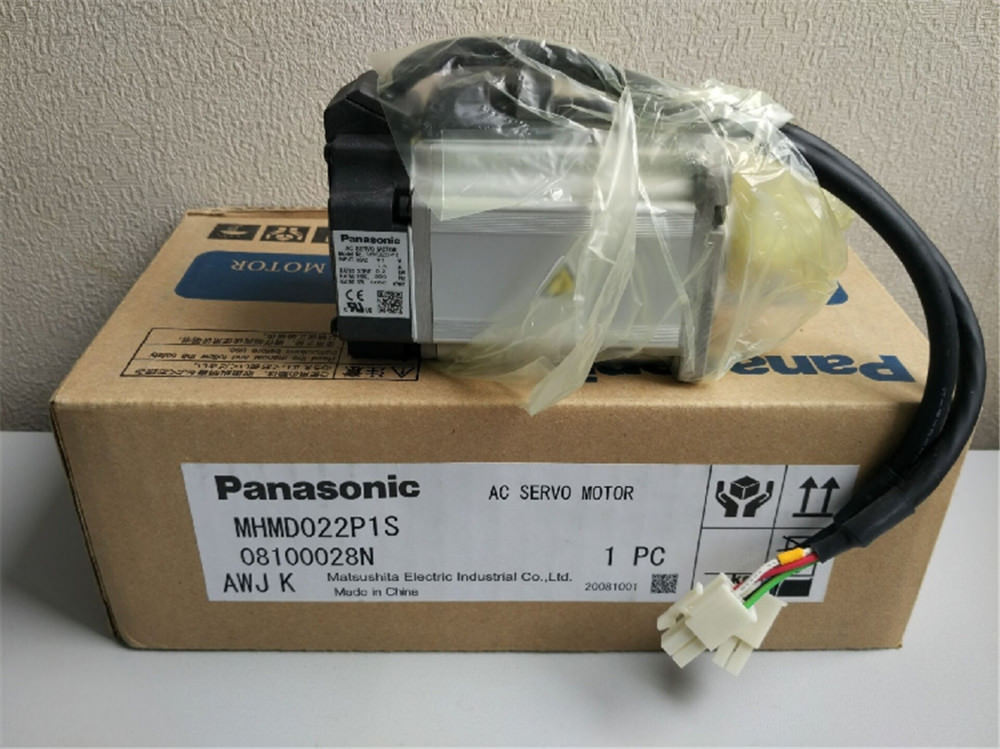 Brand New PANASONIC servo motor MHMD022P1S in box