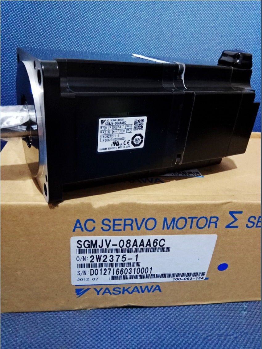 NEW YASKAWA SERVO MOTOR SGMJV-08AAA6C IN BOX