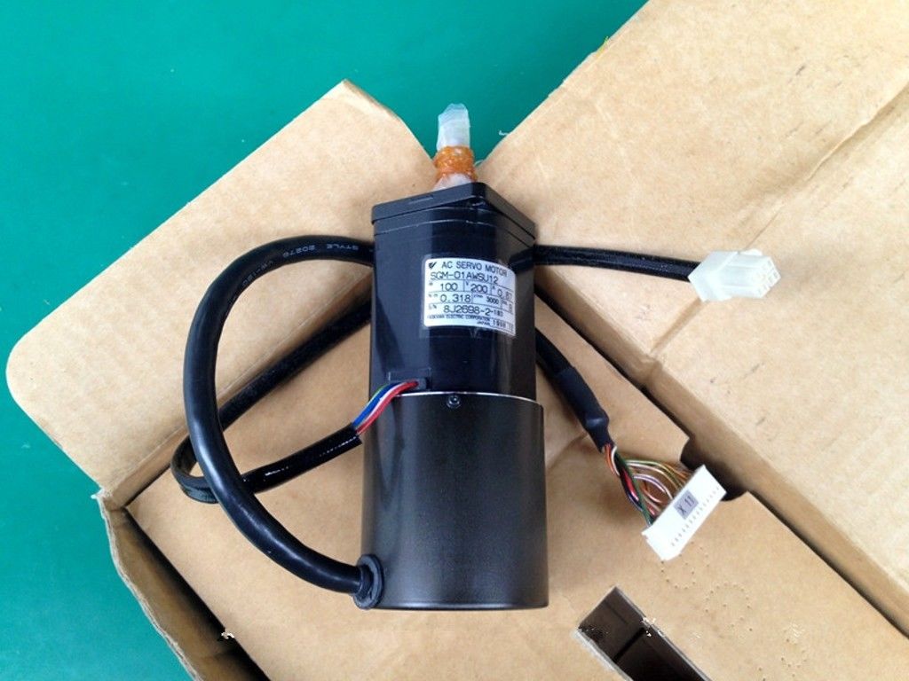 NEW&ORIGINAL Yaskawa SGM-01AWSU12 SGM01AWSU12 AC Servo Motor 100W 200V