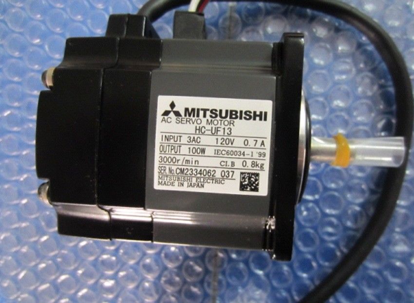 Original New Mitsubishi Servo Motor HC-UF13 HC-UF13B HC-UF13K IN BOX HCUF13BK