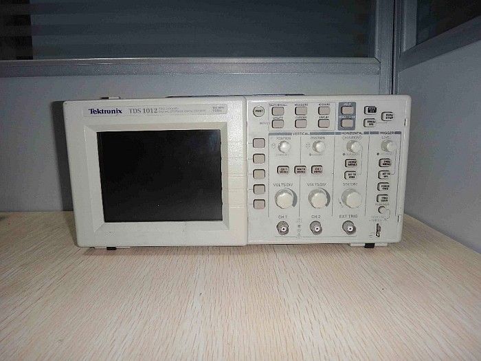 USED 100% TESTED TDS1012 Tektronix TDS1012 Digital Oscilloscope TDS1012