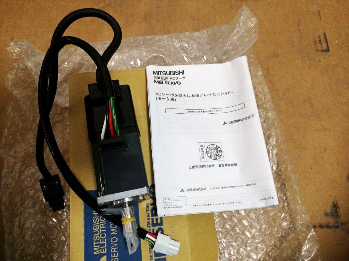 NEW&ORIGINAL Mitsubishi servo motor HC-KFS13BK HCKFS13BK in box