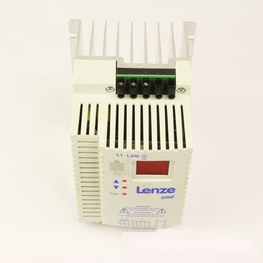 Genuine Lenze SMD Inverter ESMD222X2SFA in new box